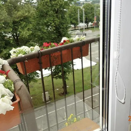 Apartmán Old Town River View With Balcony *
