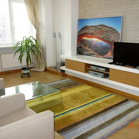 Old Town River View With Balcony Апартаменты Рига