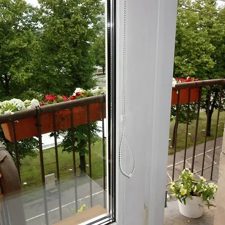 Old Town River View With Balcony Apartamento