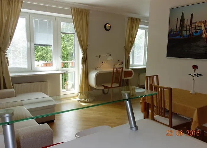 Apartment Riga Old Town River View With Balcony