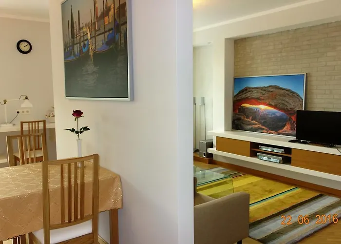 Apartment Riga Old Town River View With Balcony Riga